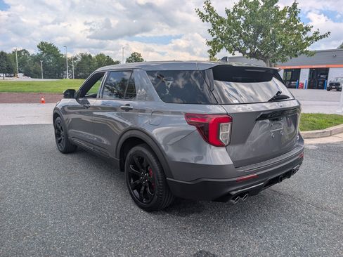 Certified 2022 Ford Explorer ST w/ Equipment Group 401A AWD/4WD image 5