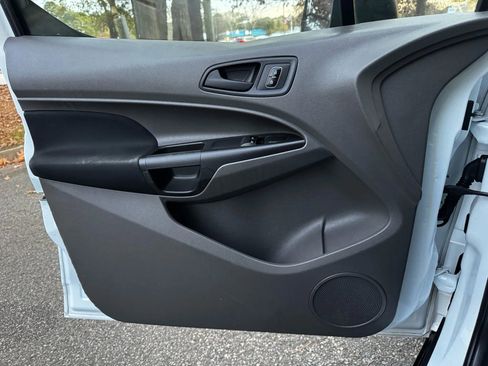 Used 2019 Ford Transit Connect XL image 8