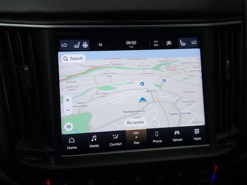 Used 2022 Maserati Levante GT image 33