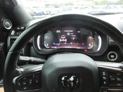 Used 2023 RAM 2500 Limited AWD/4WD image 35