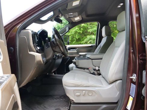 Used 2024 Chevrolet Silverado 2500 LT w/ Safety Package AWD/4WD image 21