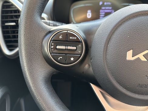 Used 2024 Kia Soul LX w/ Option Group 015 image 18