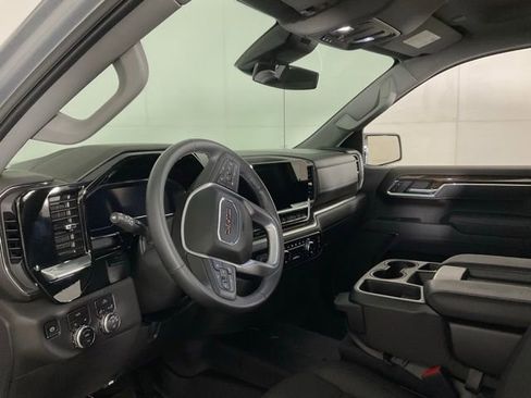 Used 2025 GMC Sierra 1500 Elevation image 22