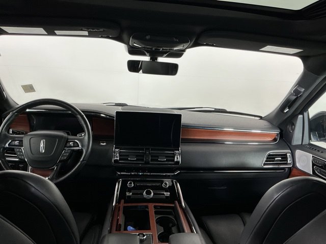 Used 2023 Lincoln Navigator L Reserve w/ Equipment Group 201A AWD/4WD image 27