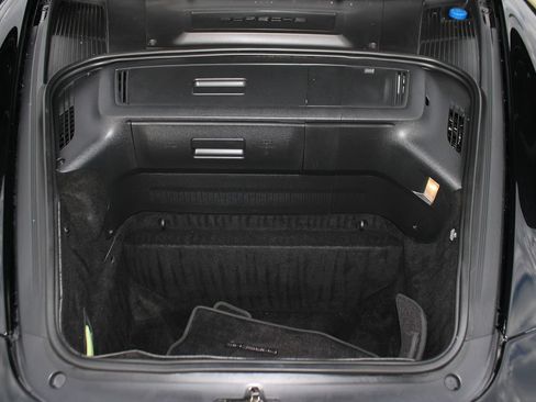 Used 2006 Porsche 911 Carrera RWD image 38