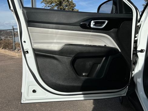 Used 2023 Jeep Compass Limited w/ Elite Group image 31