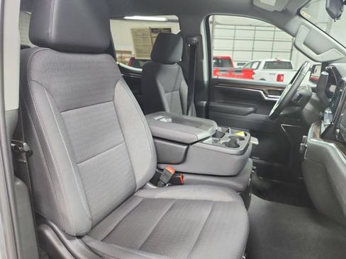Used 2024 Chevrolet Silverado 1500 LT AWD/4WD image 36