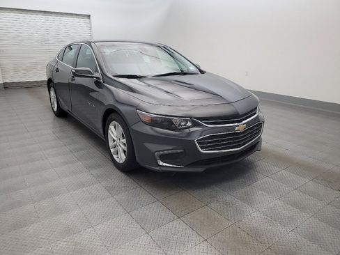Used 2018 Chevrolet Malibu LT FWD image 13