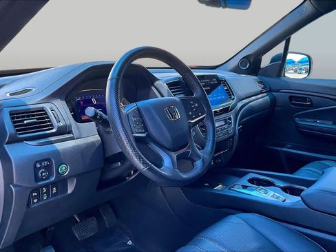 Used 2024 Honda Passport TrailSport image 18