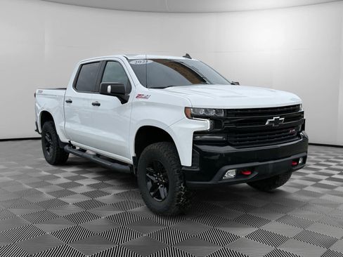 Used 2021 Chevrolet Silverado 1500 LT Trail Boss w/ Convenience Package II image 8