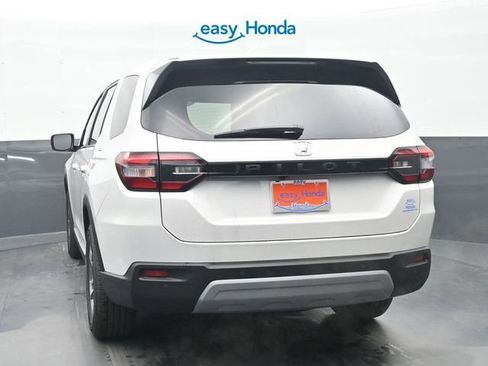 New 2025 Honda Pilot EX-L image 6