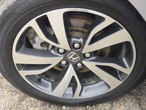 Used 2024 Honda Odyssey Touring image 30