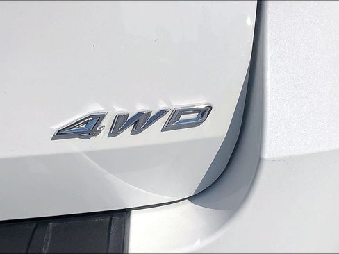 Used 2025 Ford Explorer ST-Line w/ Premium Package AWD/4WD image 7