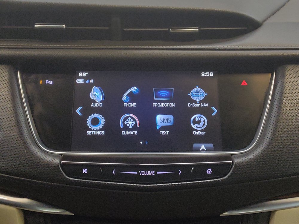 Used 2018 Cadillac XT5 Luxury w/ Driver Awareness Package FWD image 25