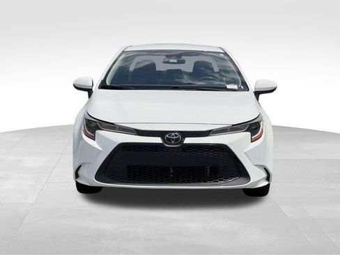 Used 2021 Toyota Corolla LE w/ LE Convenience Package FWD image 8