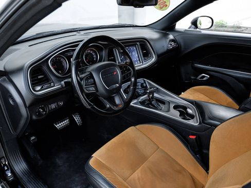 Used 2020 Dodge Challenger R/T Scat Pack w/ Plus Package RWD image 18