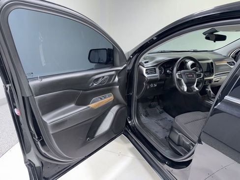 Used 2018 GMC Acadia SLE AWD/4WD image 6