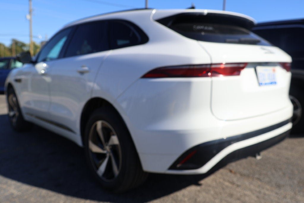 Used 2025 Jaguar F-PACE R-Dynamic S AWD/4WD image 4
