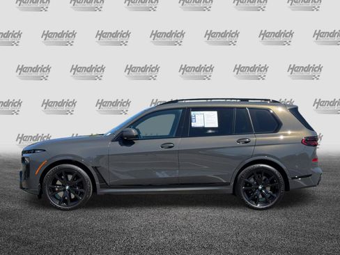 Used 2026 BMW X7 xDrive40i w/ M Sport Package AWD/4WD image 8