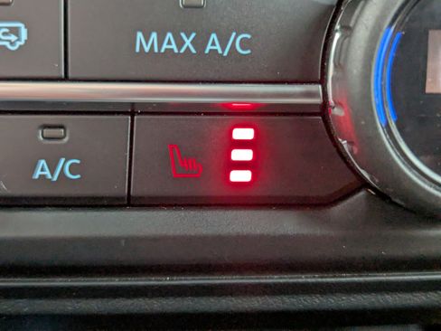 Used 2021 Ford Bronco Badlands image 28