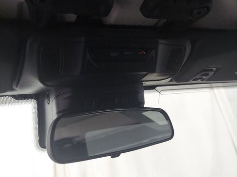 Used 2024 Jeep Wrangler Unlimited Sahara AWD/4WD image 13