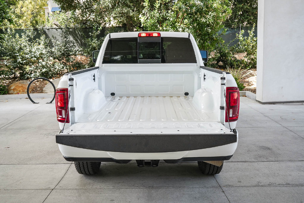 Used 2026 RAM 2500 Laramie AWD/4WD image 26