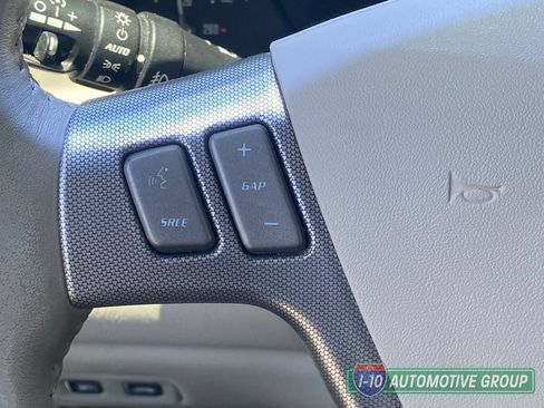 Used 2005 Cadillac XLR RWD image 23