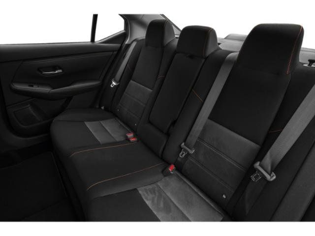 Used 2022 Nissan Sentra SR w/ Electronics Package FWD image 16