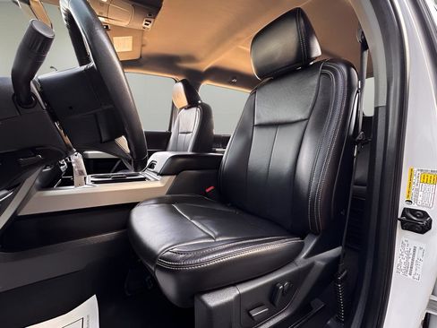 Used 2021 Ford F250 Lariat w/ Lariat Value Package image 10