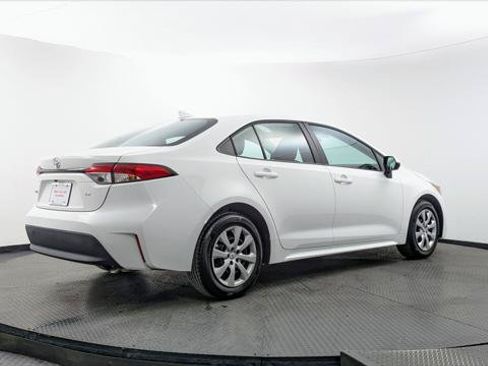 Used 2026 Toyota Corolla LE FWD image 8