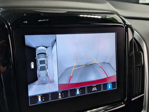 Certified 2023 Chevrolet Traverse LT w/ LT Premium Package AWD/4WD image 27