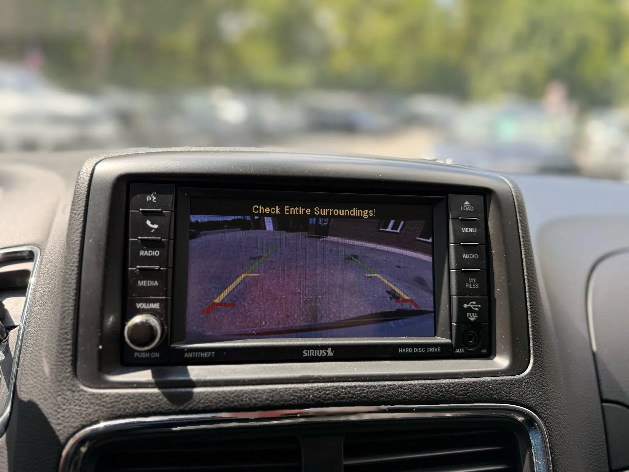 Used 2020 Dodge Grand Caravan SE w/ UConnect Hands-Free Group FWD image 24