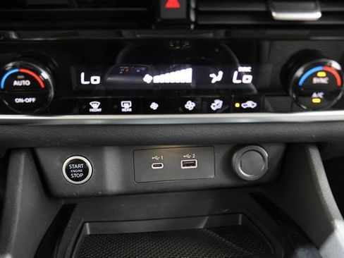Certified 2021 Nissan Rogue SV AWD/4WD image 21