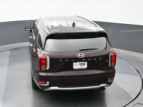 Used 2020 Hyundai Palisade Limited image 32