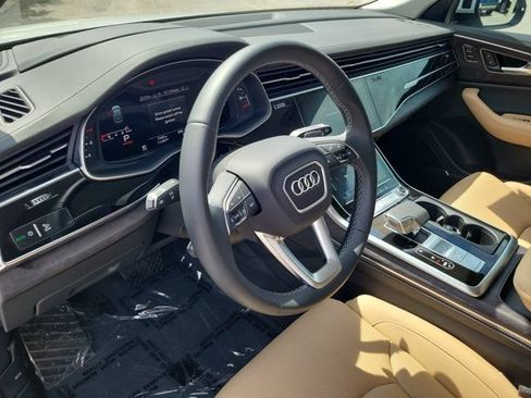 Certified 2025 Audi Q8 Prestige w/ Prestige Package AWD/4WD image 17