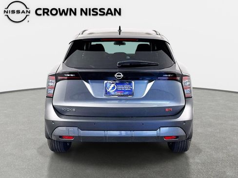 New 2026 Nissan Kicks SR FWD image 6