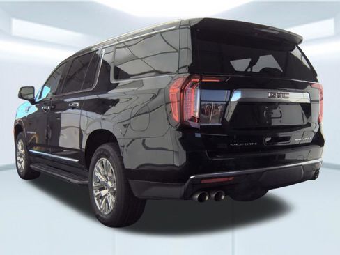 Used 2024 GMC Yukon XL Denali image 6