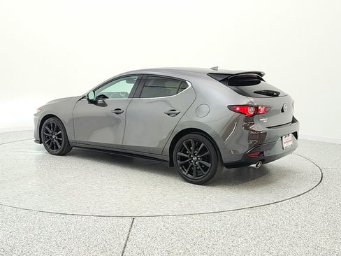 Used 2024 MAZDA MAZDA3 Hatchback w/Premium Plus Pkg image 7