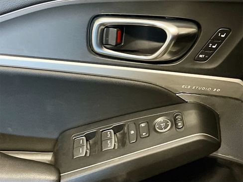 Used 2023 Acura Integra A-Spec image 17