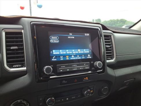 Used 2024 Nissan Frontier SV w/ Hardbody Edition AWD/4WD image 18