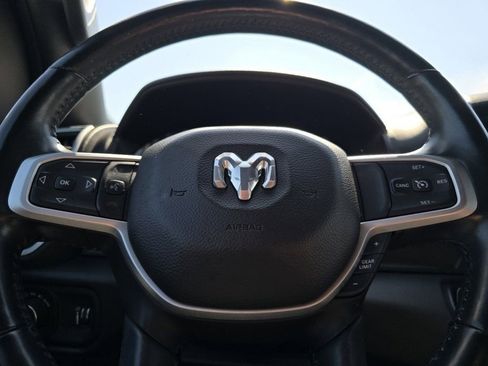 Used 2021 RAM 1500 Big Horn AWD/4WD image 25