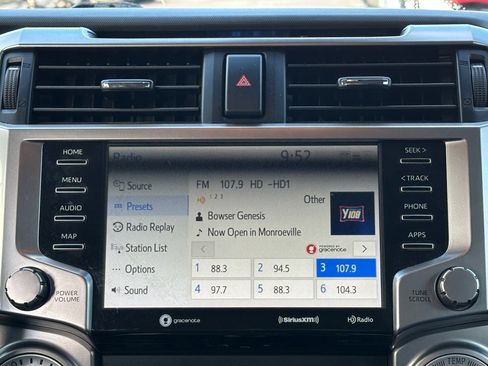 Used 2020 Toyota 4Runner SR5 Premium image 12