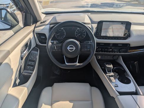 Certified 2023 Nissan Rogue SL w/ SL Premium Package FWD image 32