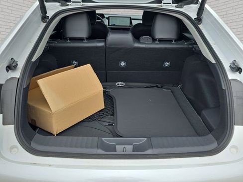 New 2026 Toyota Prius Plug-In Hybrid FWD image 12