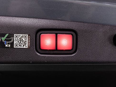 Certified 2024 Mercedes-Benz E 350 4MATIC Sedan image 34