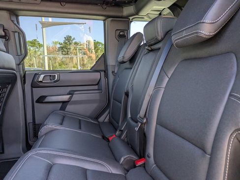 New 2025 Ford Bronco Badlands image 14
