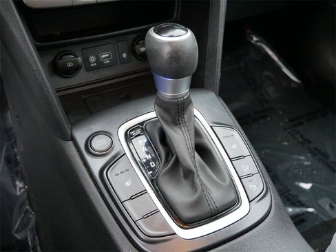 Used 2019 Hyundai Kona Ultimate image 24