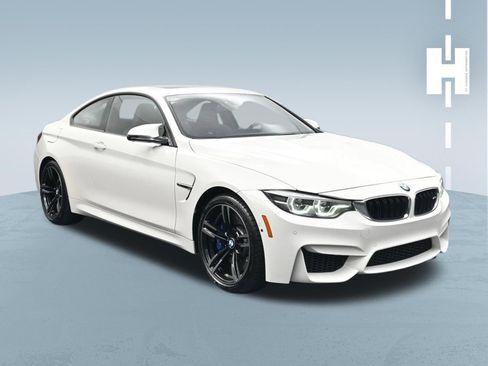 Used 2018 BMW M4 Coupe RWD image 2