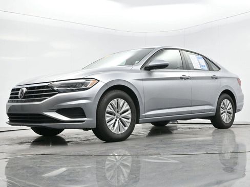 Used 2019 Volkswagen Jetta S image 42