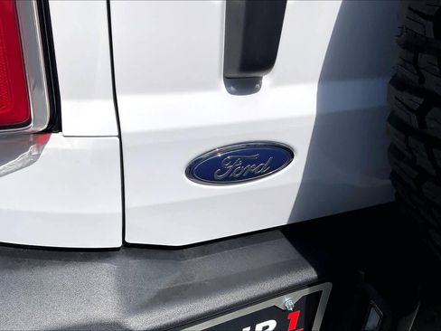 Used 2024 Ford Bronco Wildtrak AWD/4WD image 30